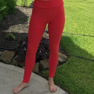 LuLaRoe leggings OS in red